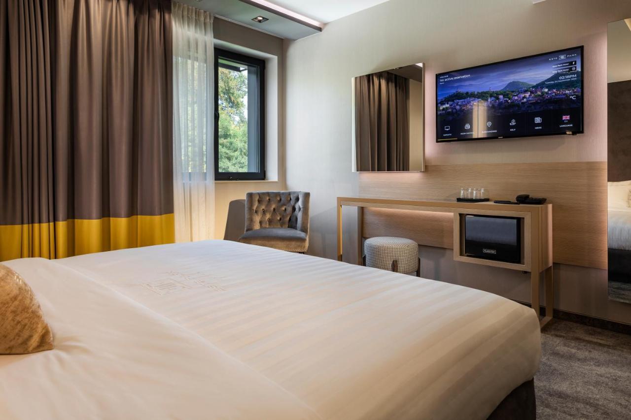 -- Este Park Hotel -- Part Of Urban Chic Luxury Design Hotels - Parking & Compliments - Next To Shopping & Dining Mall Φιλιππούπολη Εξωτερικό φωτογραφία
