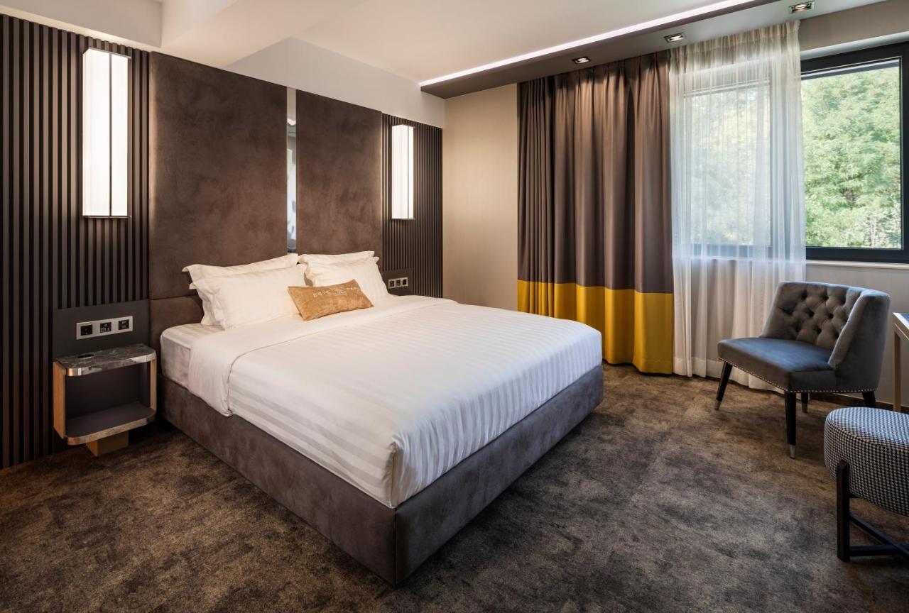 -- Este Park Hotel -- Part Of Urban Chic Luxury Design Hotels - Parking & Compliments - Next To Shopping & Dining Mall Φιλιππούπολη Εξωτερικό φωτογραφία